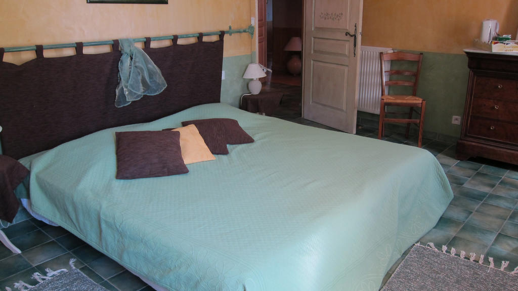 Hotel Mas des Sources Visan Habitación foto